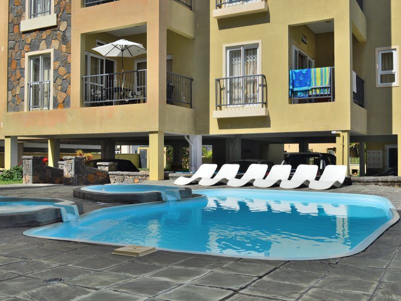 Paradya Beach Apartments Flic en Flac Exterior photo