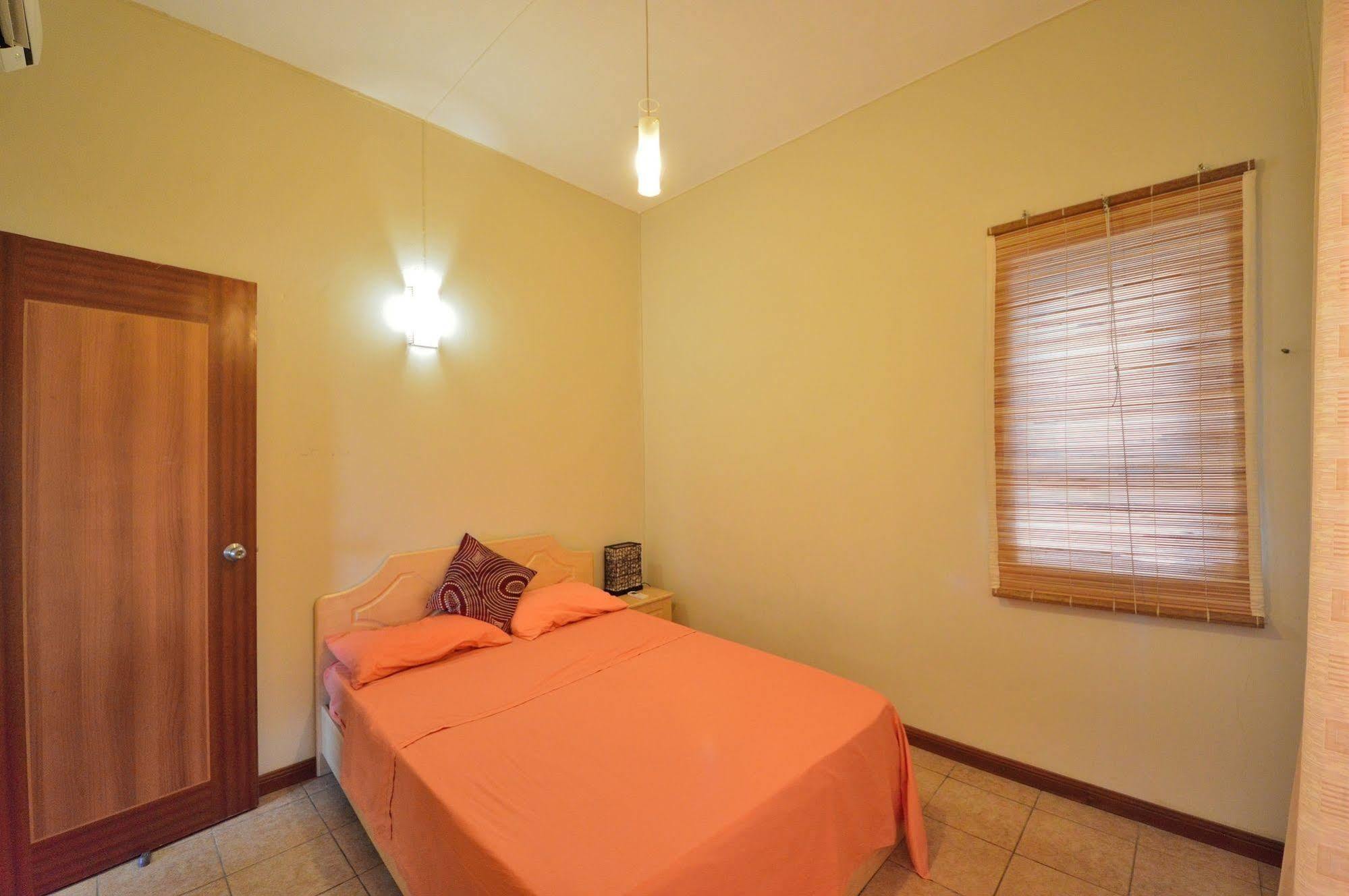 Paradya Beach Apartments Flic en Flac Exterior photo